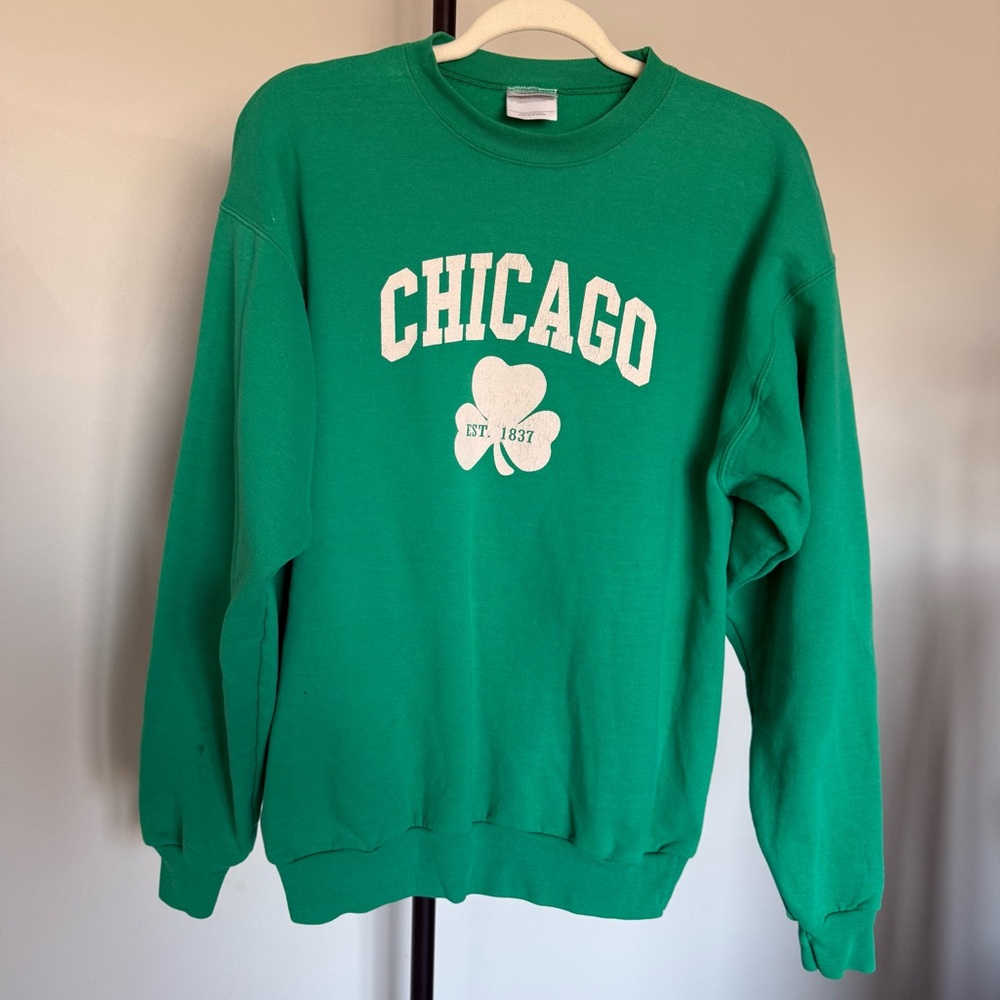 Vintage Chicago Shamrock Sweatshirt Green Crewneck Hanes Medium